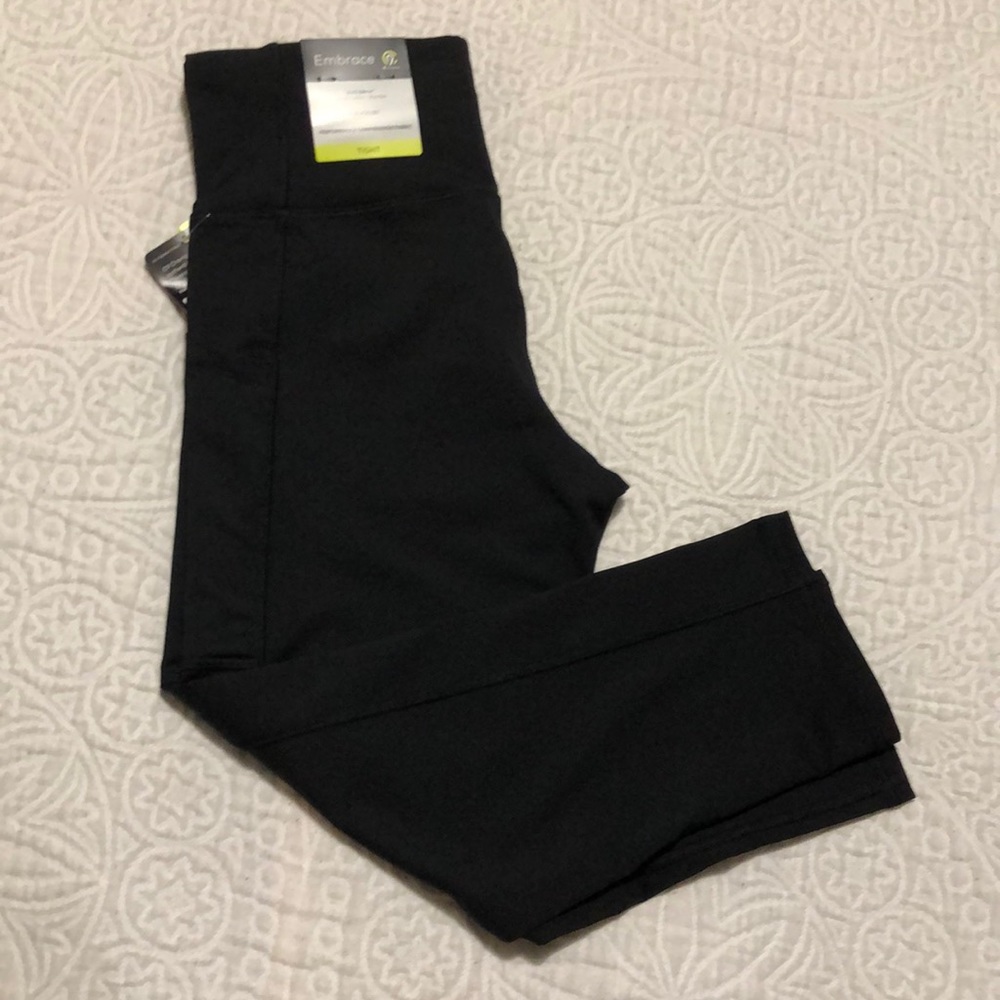 Black high waisted capri training leggings
